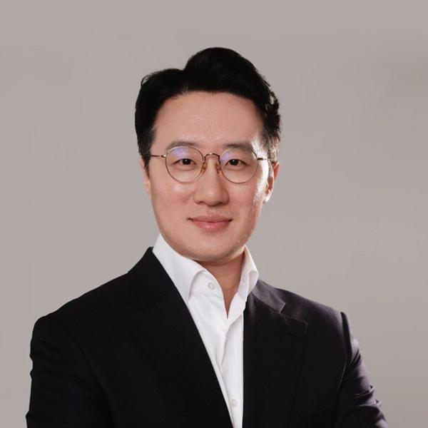 Gabriel (Sa-Eun) Jung