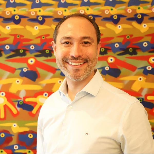 Lucas B. Linzmayer Otsuka