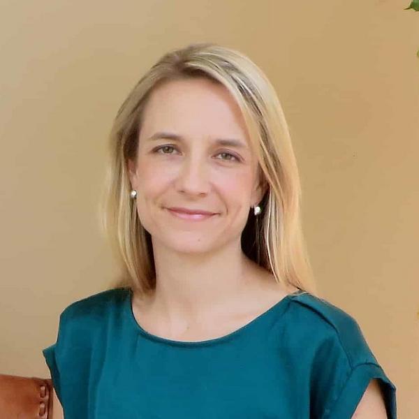 Lyndsay Holley Handler